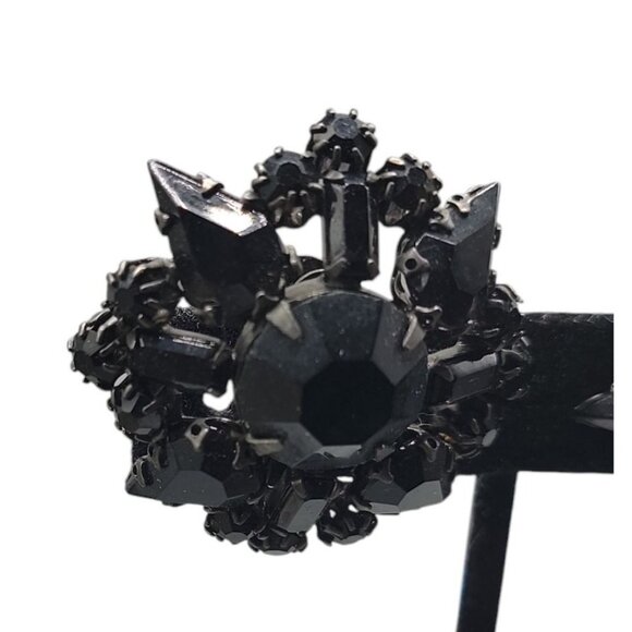 Schreiner New York Runway Style Clip On Earrings Black Rhinestone Cluster VTG - Picture 10 of 16